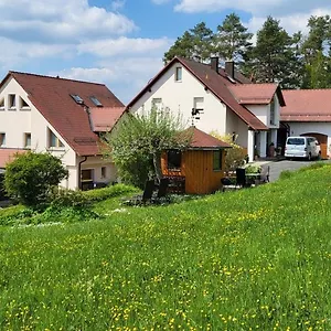 Am Wald Goessweinstein